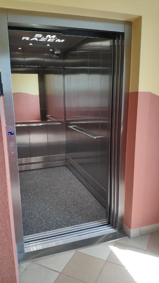 Apartament W Sam Raz Słupsk Exteriör bild